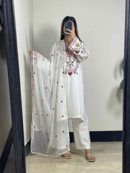Elegant 3-piece white cotton suit