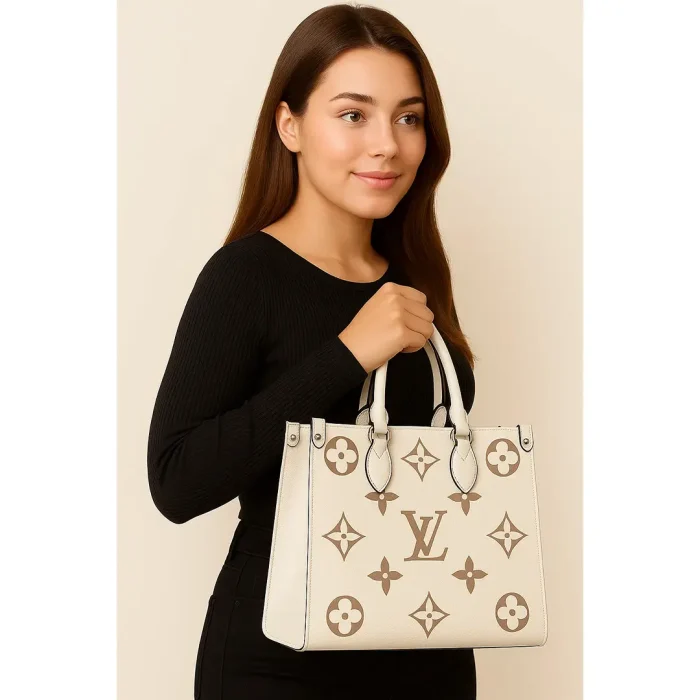 LOUIS VUITTON ONTHEGO MM TOTE BAG – IVORY WHITE