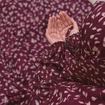 NAMAZ CHADER WITH SLEEVES (DEEP MAROON)