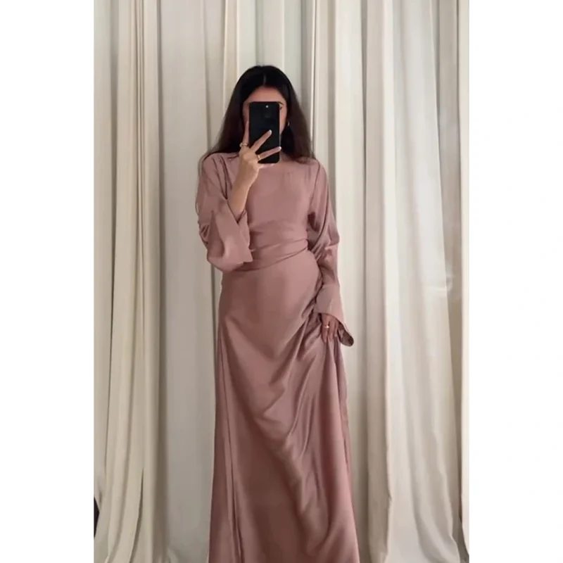 Blush Pearl – A soft and graceful shade for an elegant feminine touch.
