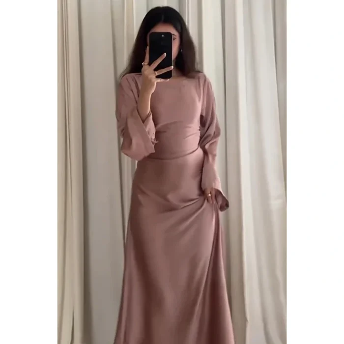 Blush Pearl – A soft and graceful shade for an elegant feminine touch.