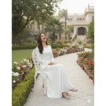 Ivory Dream β Pure and timeless beauty that never goes out of style.